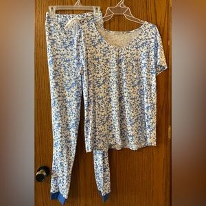 Amanda BLU - Blu daisies jogger pajama set